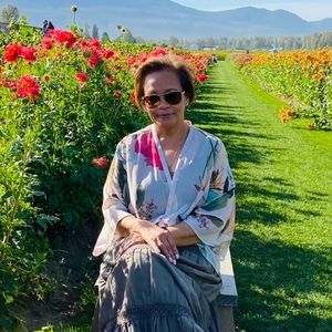 Meet your Posher, Maria corazon